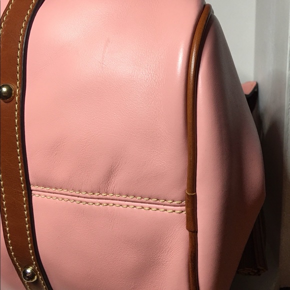Dooney & Bourke Large Pale Pink Satchel - Picture 5 of 11